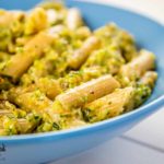 Pasta al pesto di zucchine e pistacchi