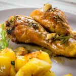 Cosce di pollo all'aglio e rosmarino