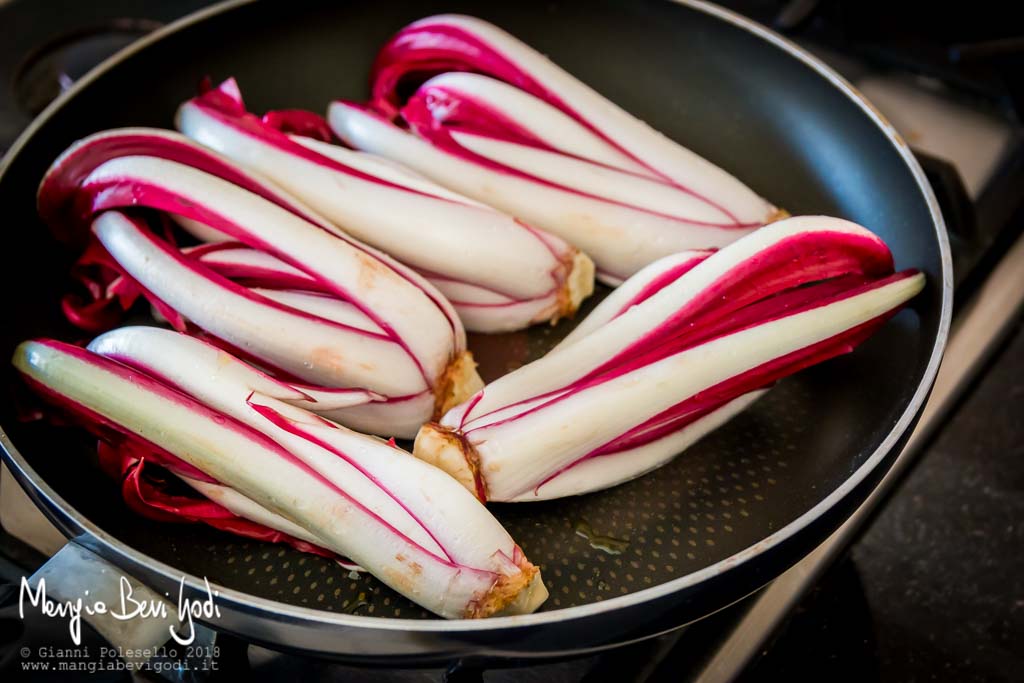 Radicchio di Treviso cucinato in padella