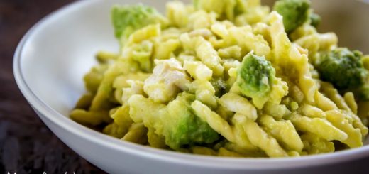 Trofie al ragù di broccolo romanesco e trota