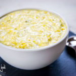 Polenta con crema di porri al latte e taleggio