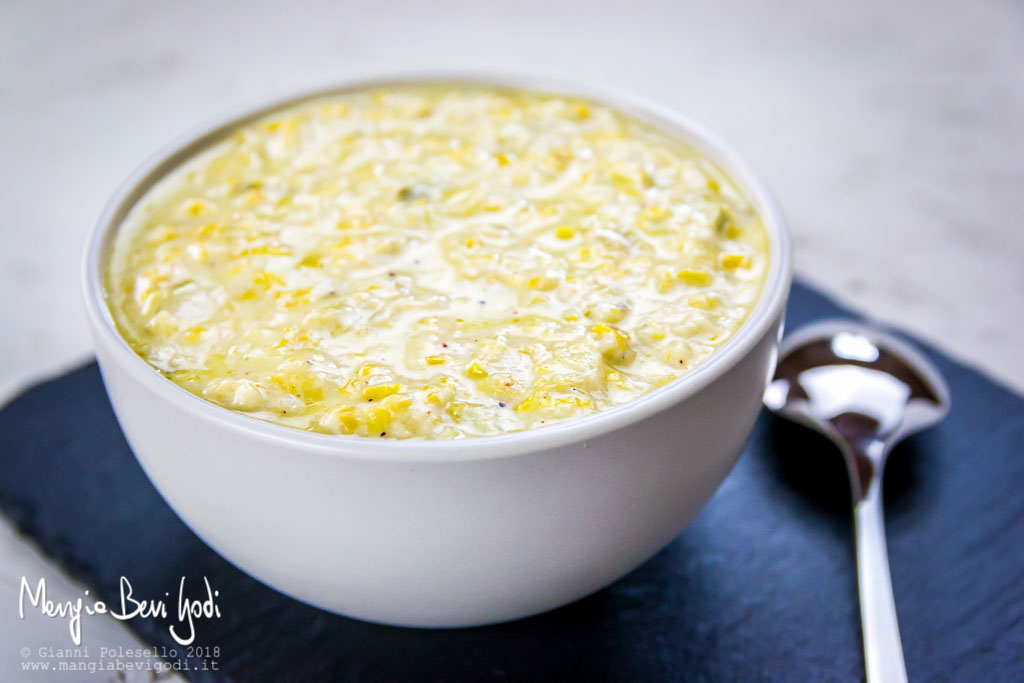 Polenta con crema di porri al latte e taleggio