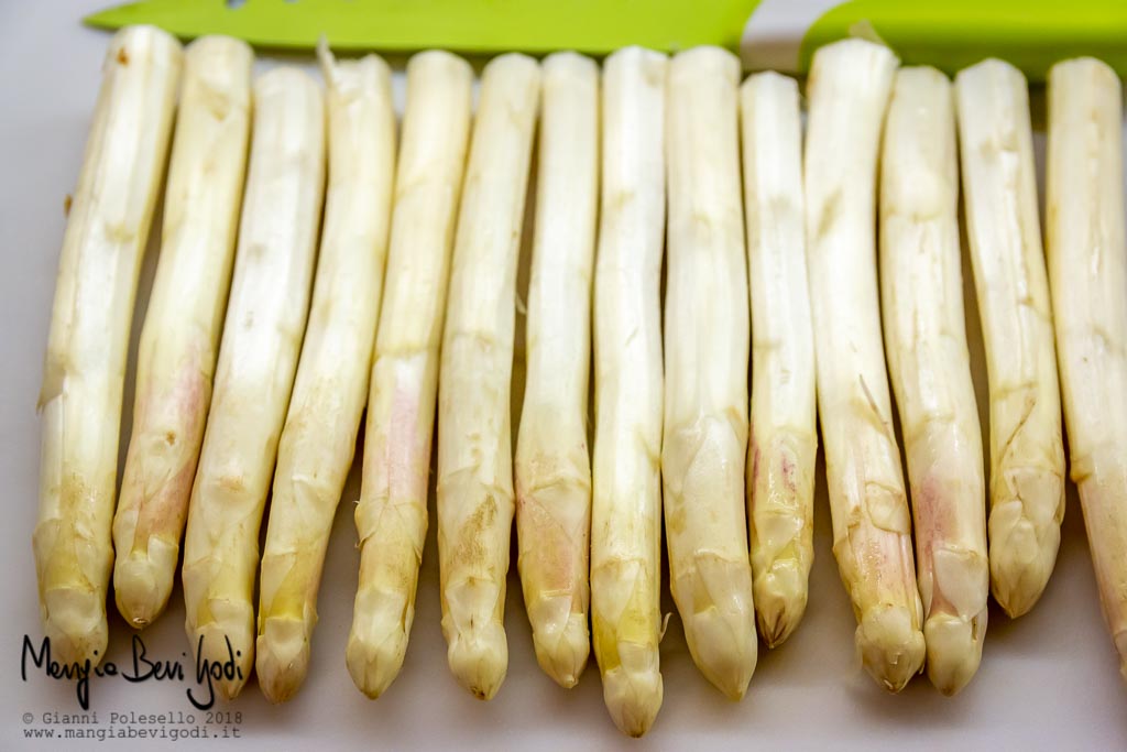 Come cucinare gli asparagi Come cucinare gli asparagi