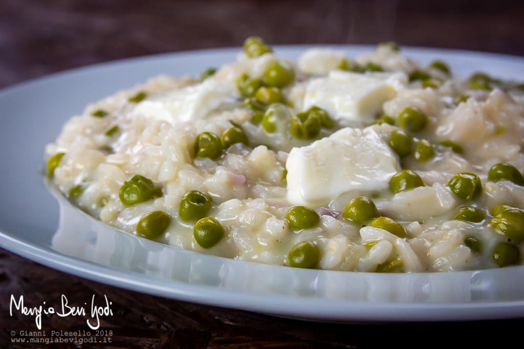 Risotto con piselli e stracchino