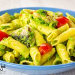 Garganelli con sgombro e crema di piselli