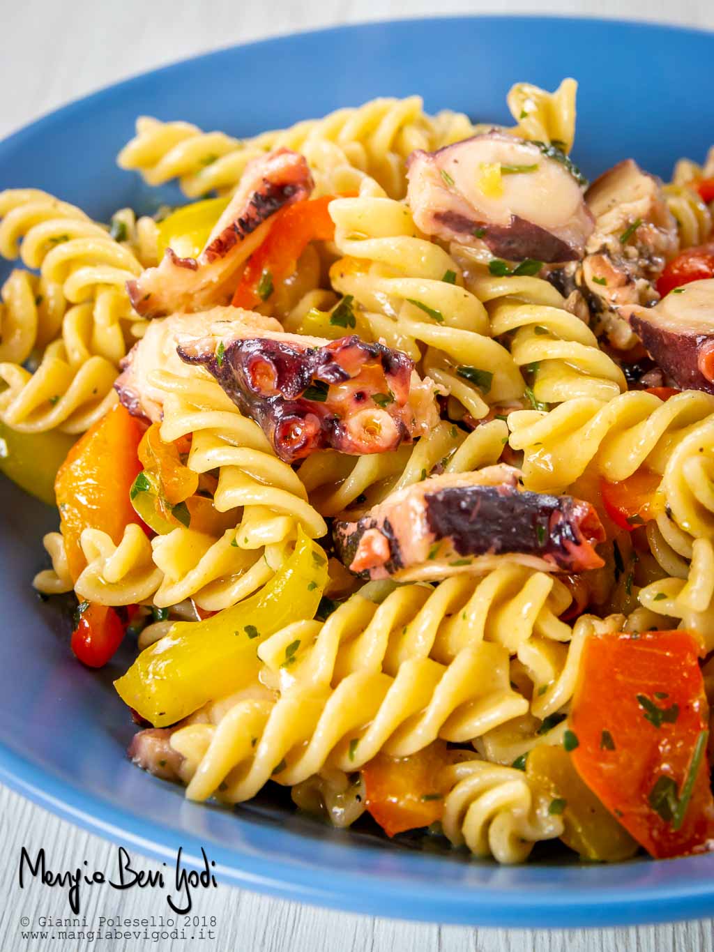 Fusilli con polpo e peperoni