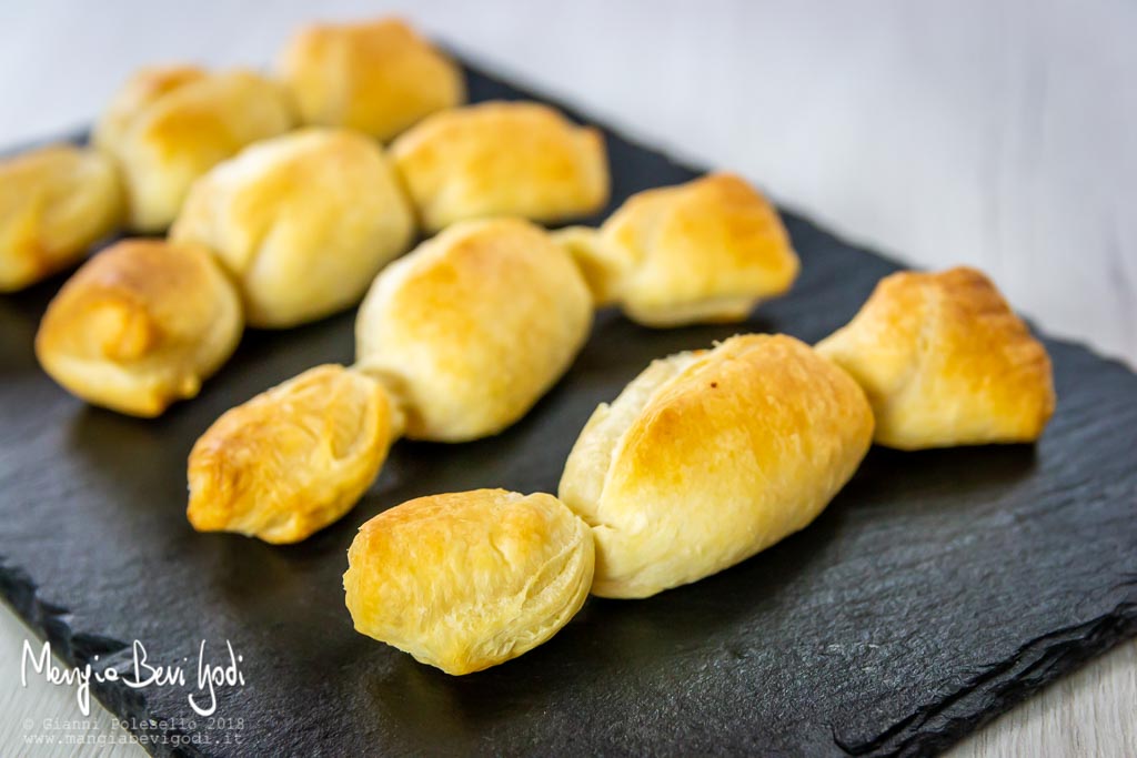 Caramelle di pasta sfoglia