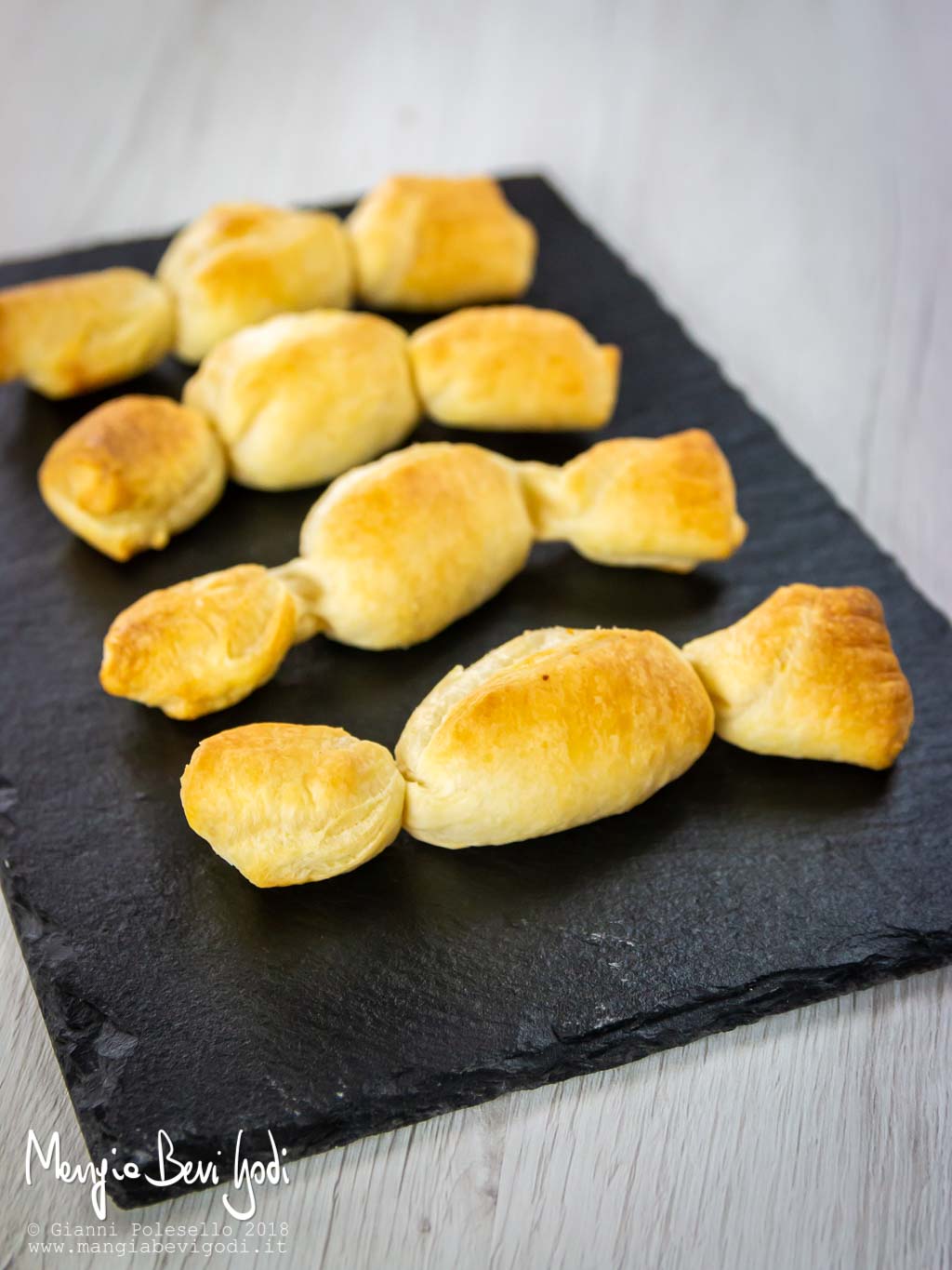 Caramelle di pasta sfoglia