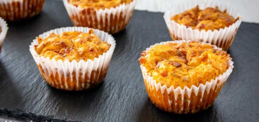 Muffin salati con zucca e pancetta