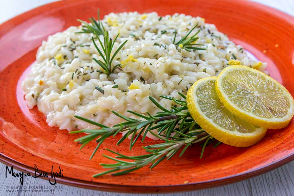 Risotto al limone e rosmarino