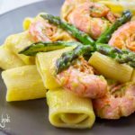 Pasta con asparagi e gamberoni