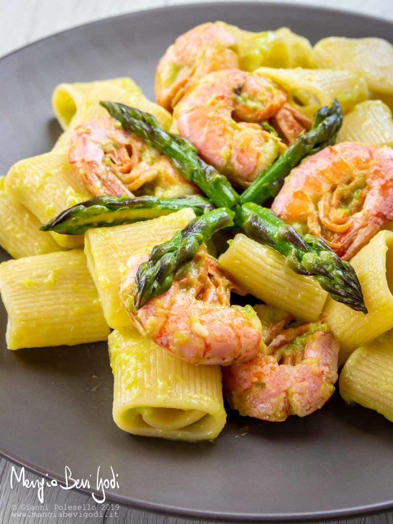 Pasta Con Asparagi E Gamberoni I Trucchi Per Un Piatto Gourmet Mangia Bevi Godi Blog Di Cucina E Ricette