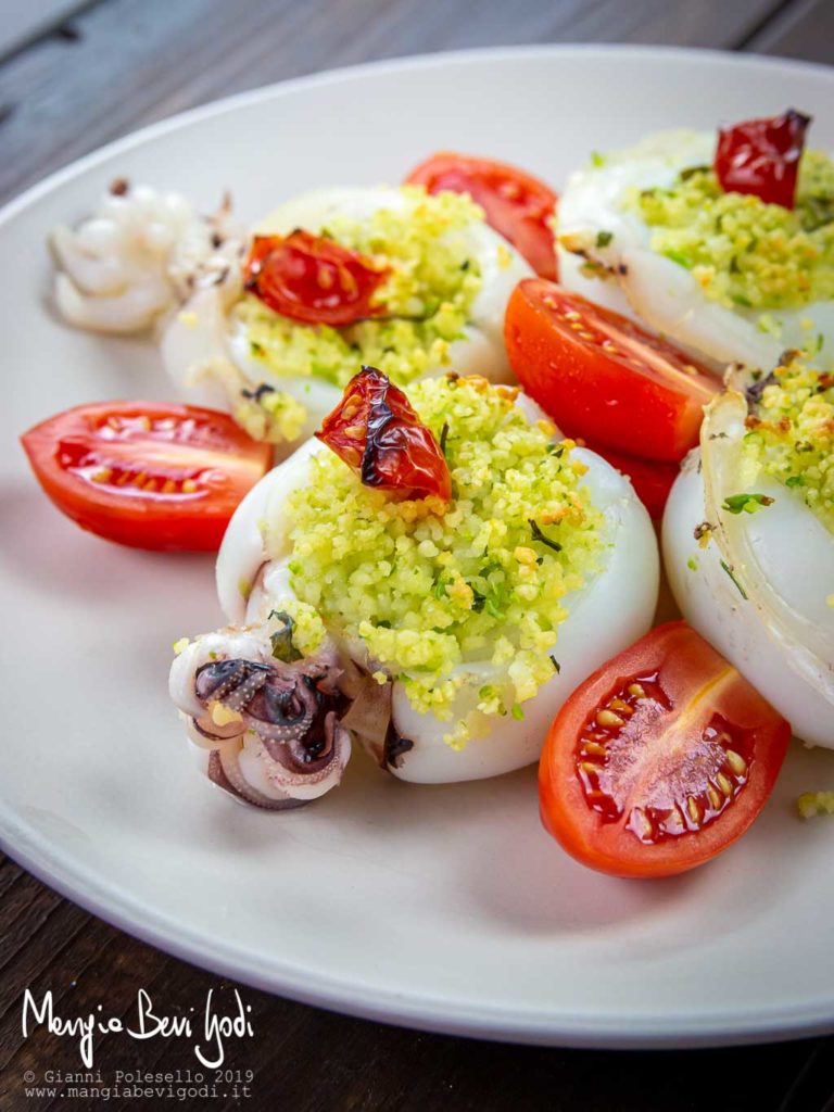 Seppie ripiene di cous cous, piselli e pecorino