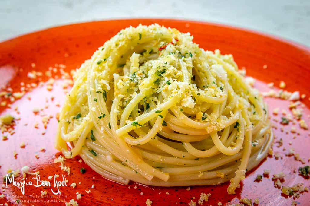 Spaghetti alla colatura di alici