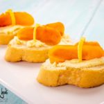 Crostini con bottarga