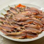 Come pulire le sardine e togliere la lisca