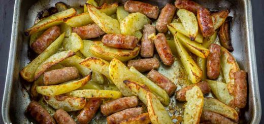 Salsiccia e patate al forno