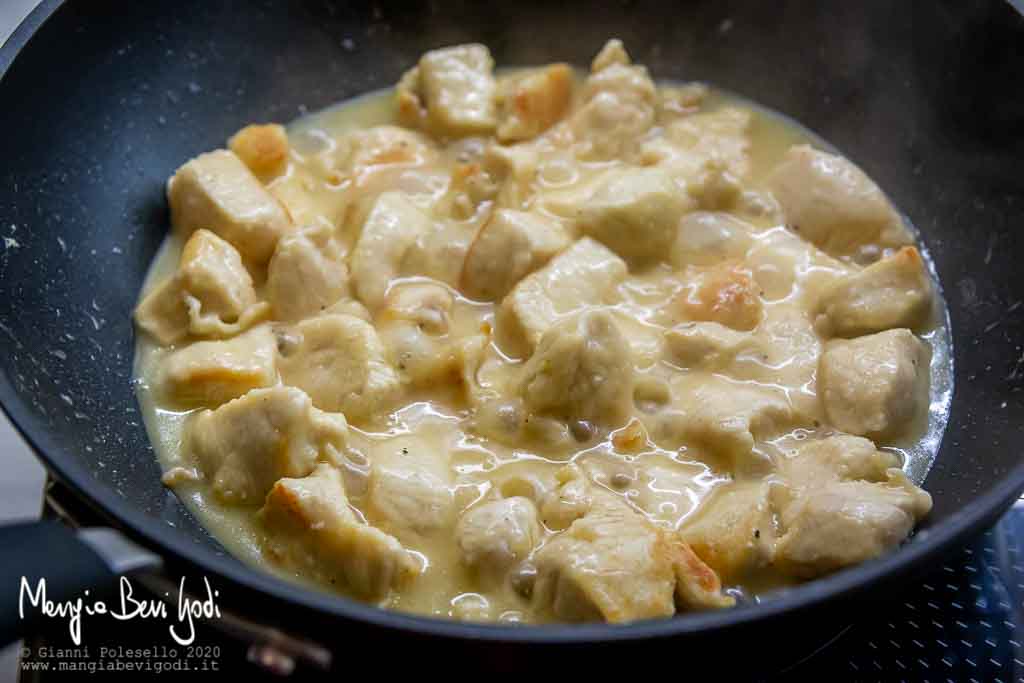 Cottura bocconcini di pollo in padella