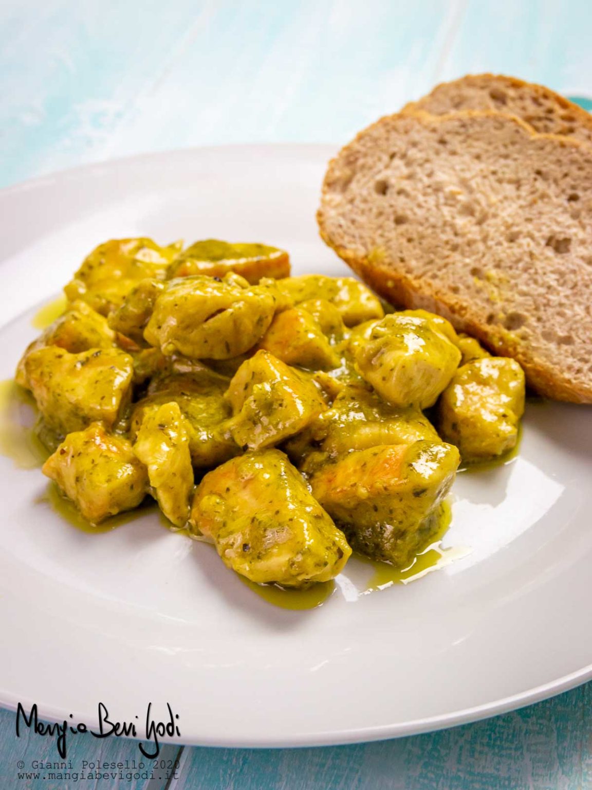 Spezzatino di pollo al pesto (SPECIALE) - Mangia Bevi Godi - Blog di ...