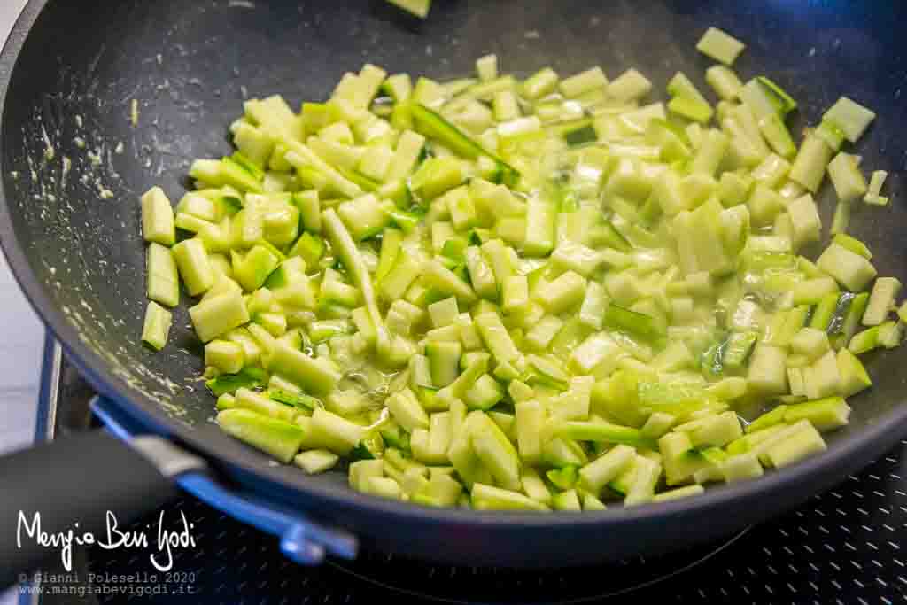 Cottura zucchine in padella