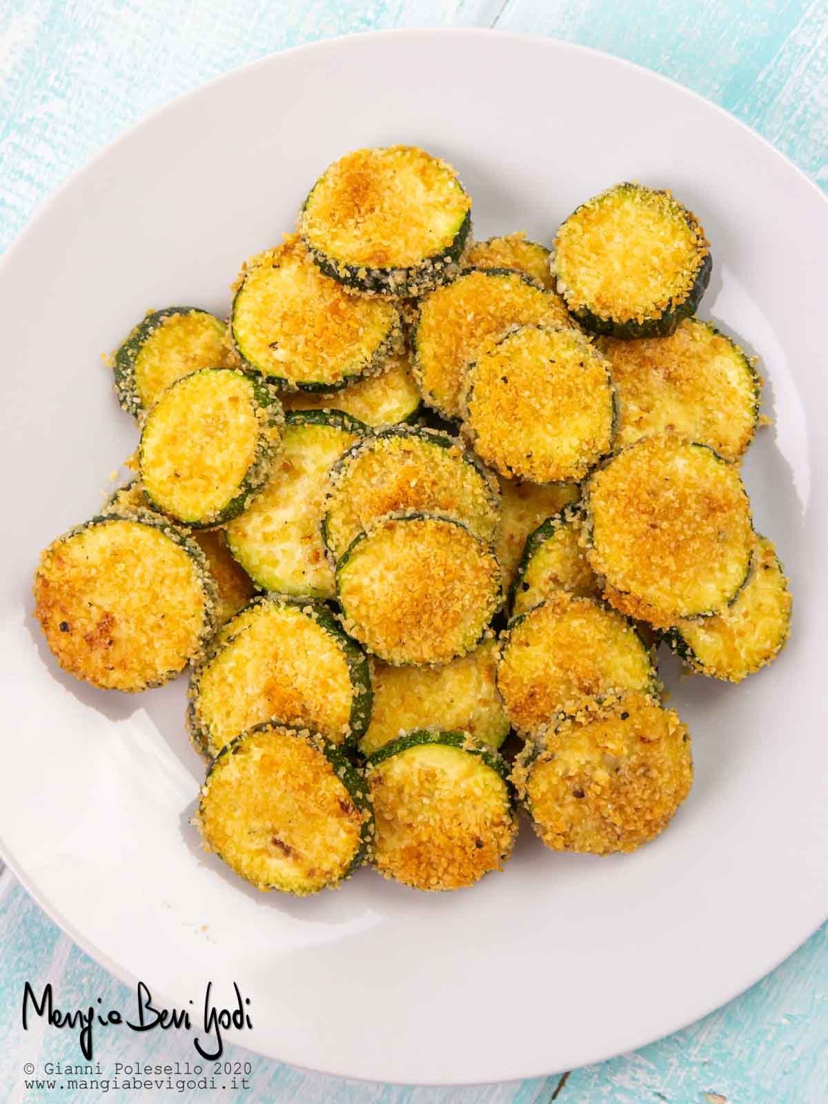 Chips di zucchine al parmigiano al forno