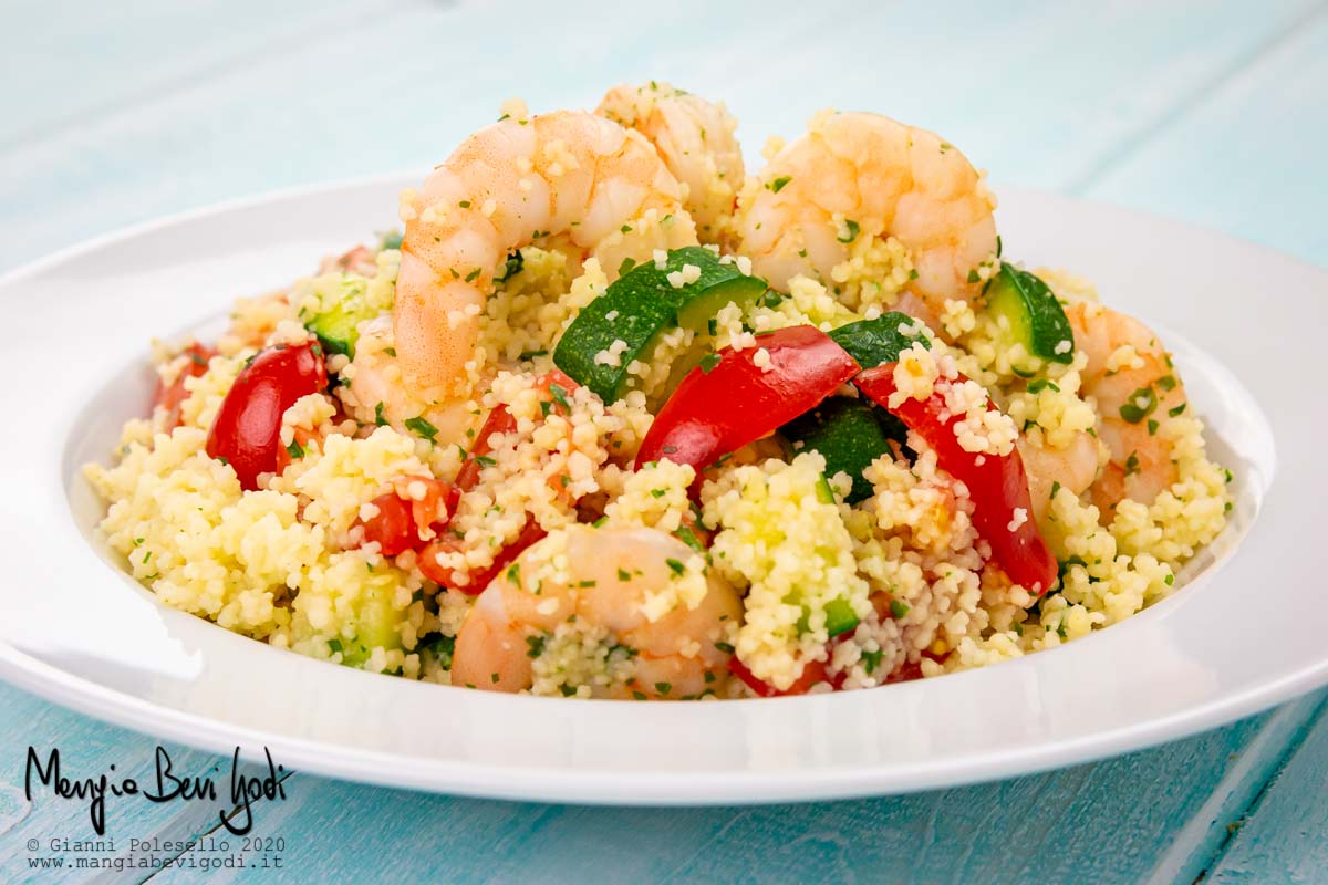 Cous cous con gamberi e zucchine