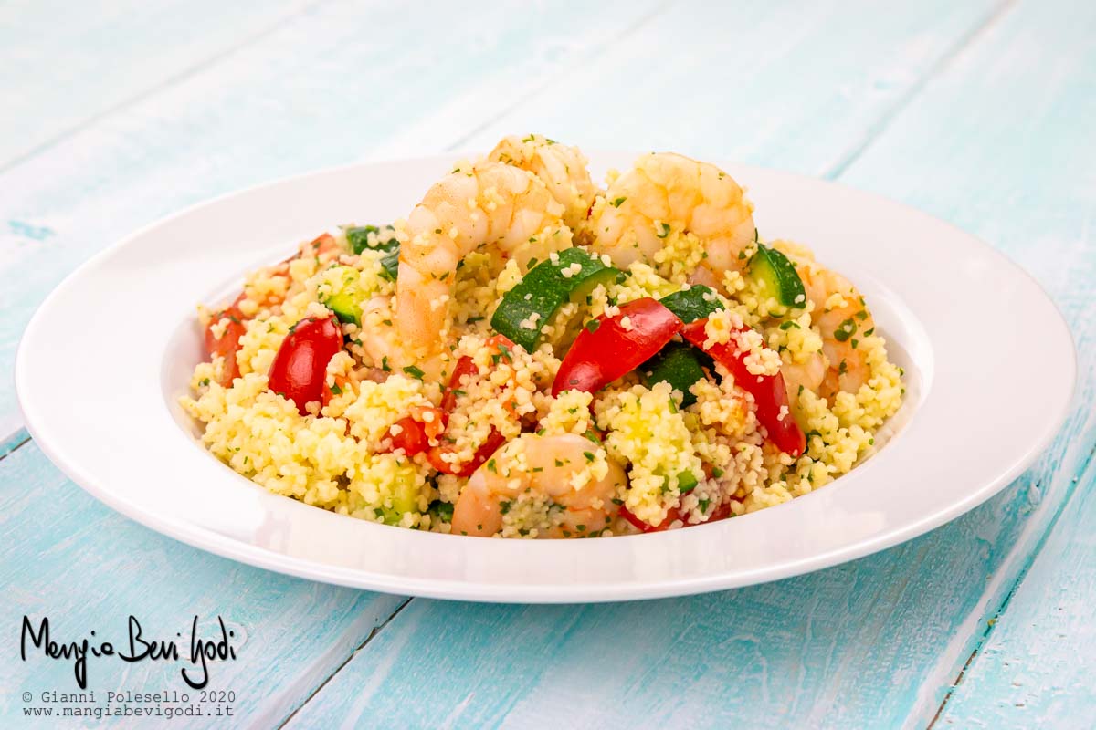 Cous cous con gamberi e zucchine