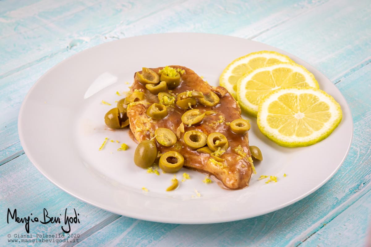 Petto di pollo alle olive e limone