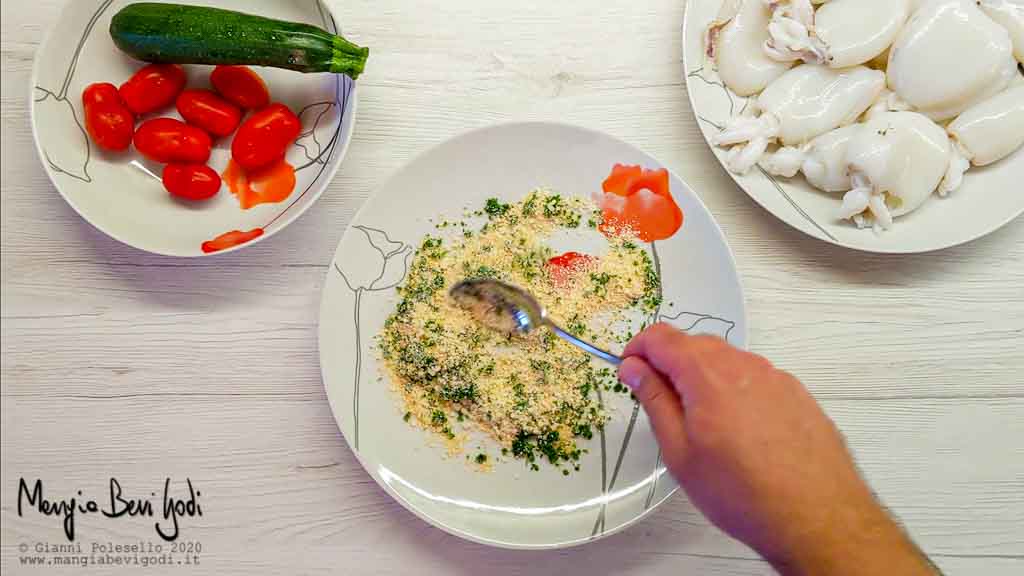 Preparazione gratinatura per seppie al forno