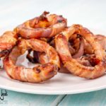 Anelli di cipolla e pancetta alla griglia
