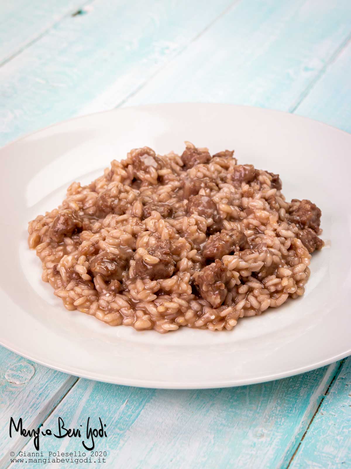 Risotto ubriaco alla salsiccia