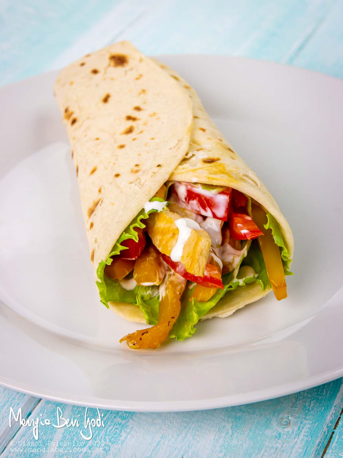 Chicken wrap con piadina arrotolata