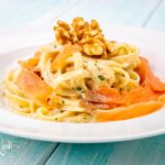 Linguine al pesto di noci e salmone