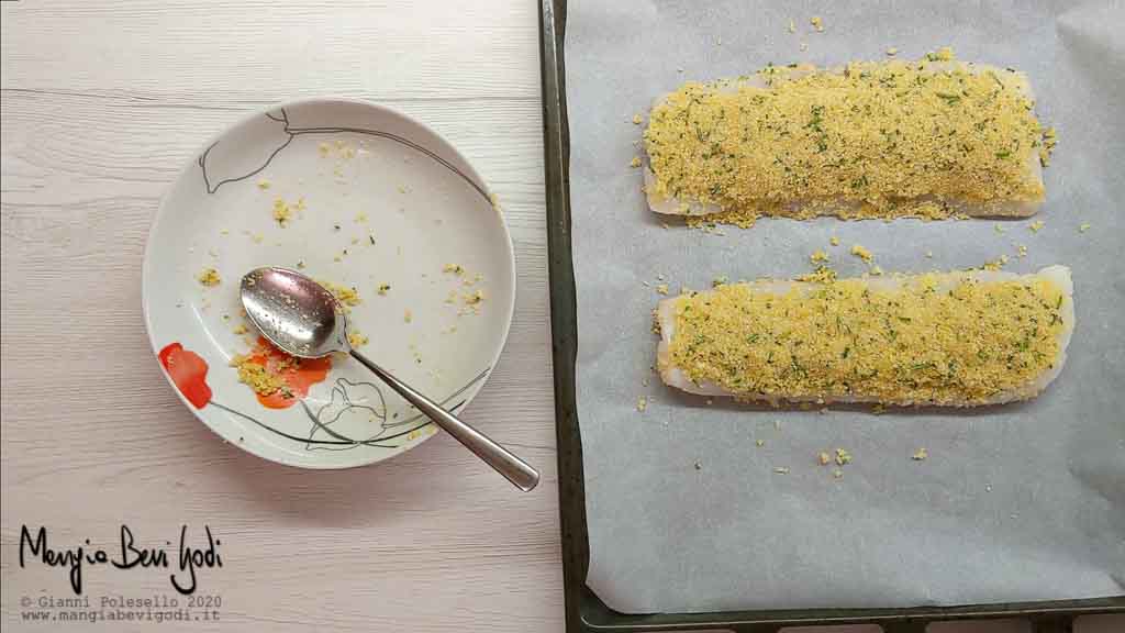 Cottura merluzzo gratinato al forno al limone e rosmarino