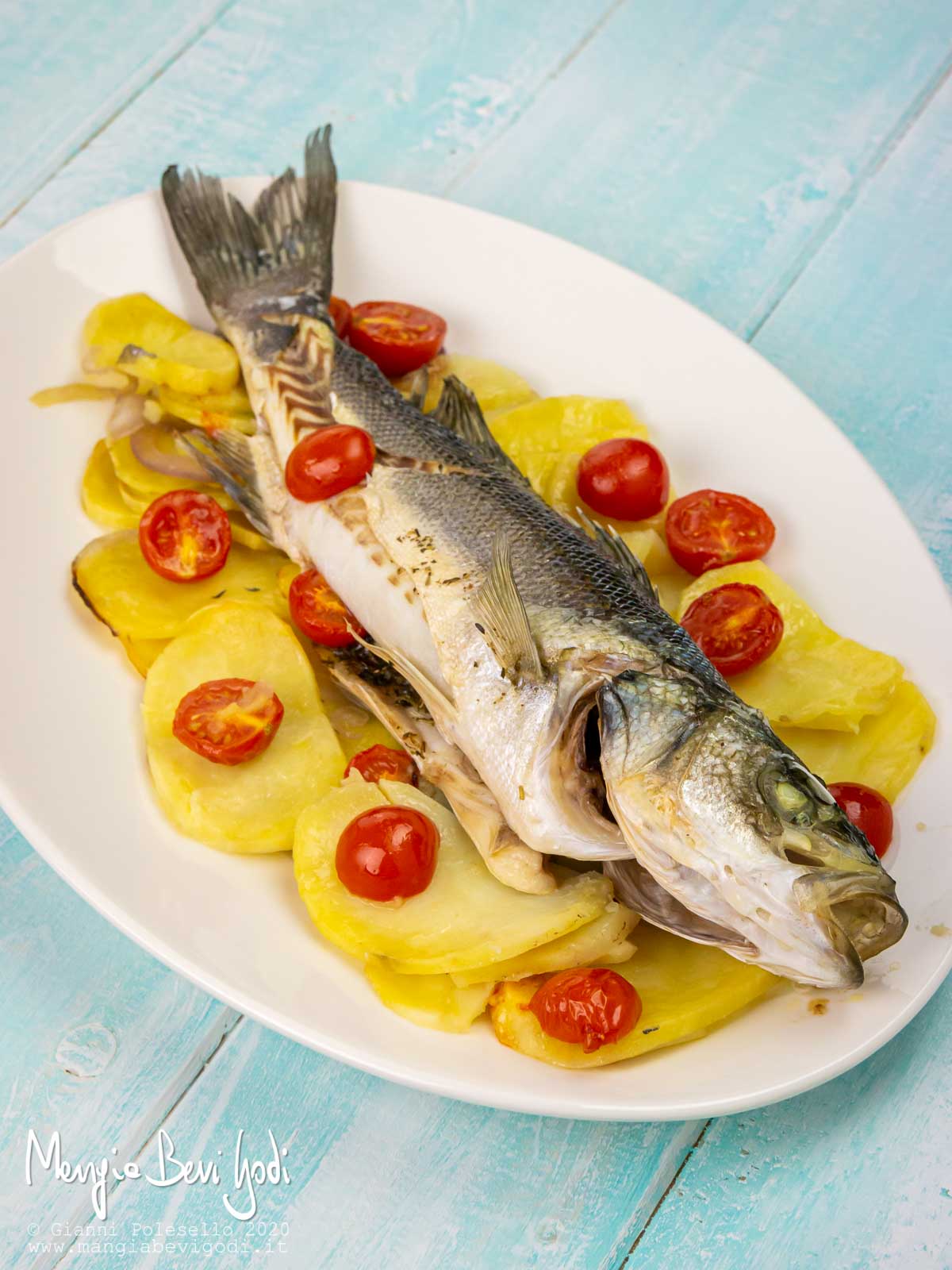 Spigola al forno con patate