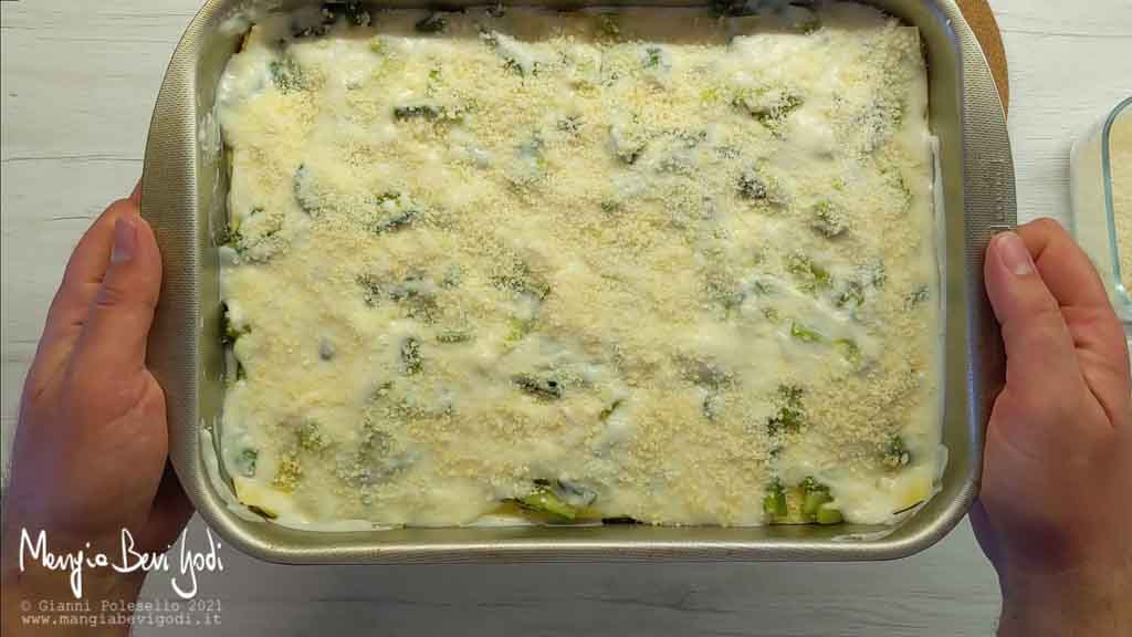 Cottura lasagne con asparagi