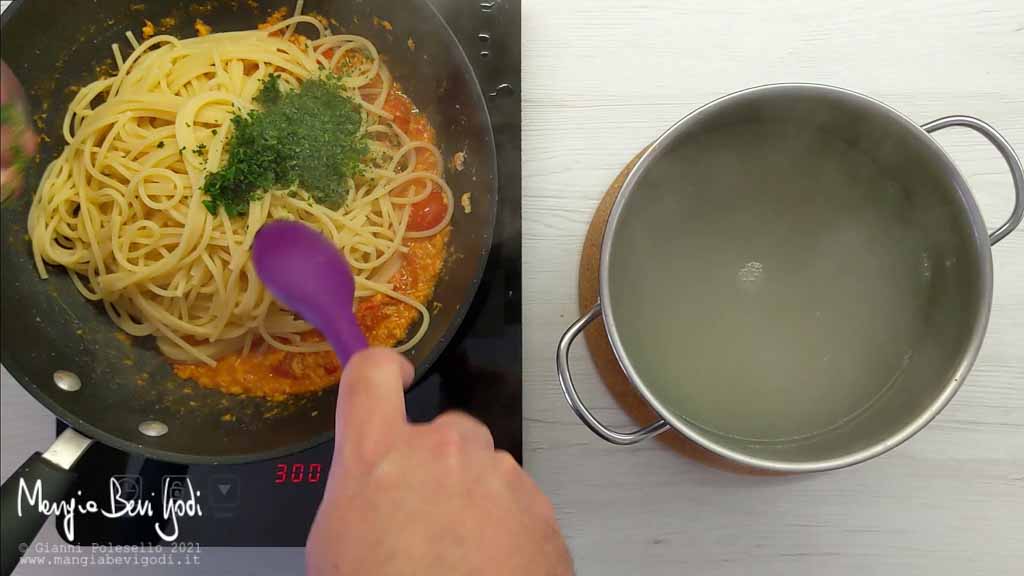 Spadellare gli spaghetti