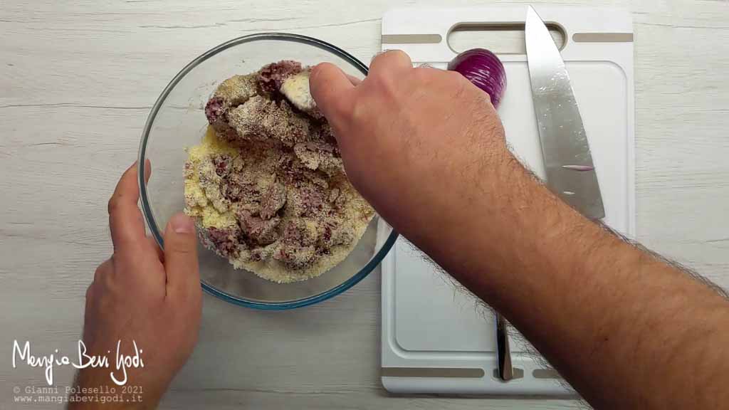 preparazione impasto burger di fagioli