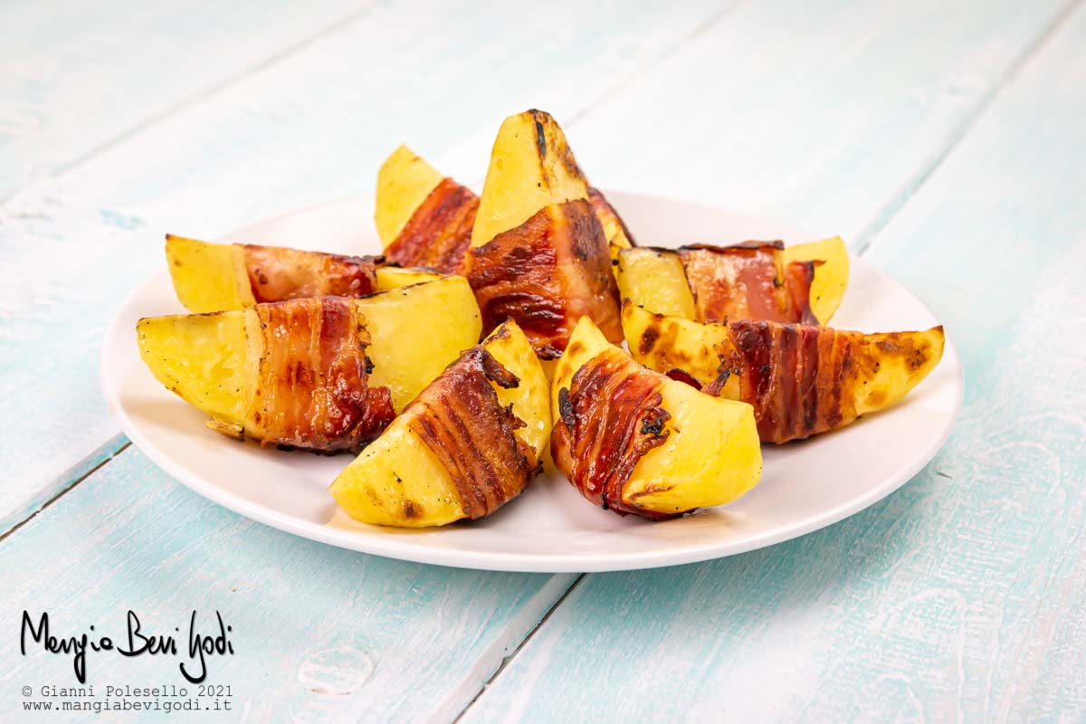 Involtini di patate e pancetta alla griglia