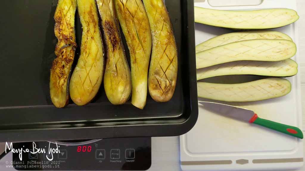 Teglia da forno con melanzane