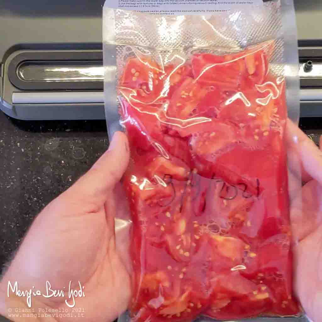 Congelare i pomodori sottovuoto