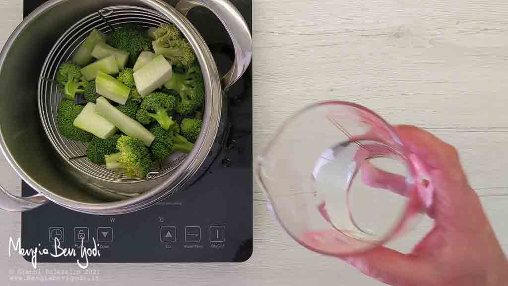 cottura broccoli a vapore