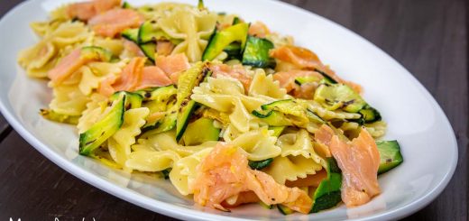 pasta fredda salmone e zucchine