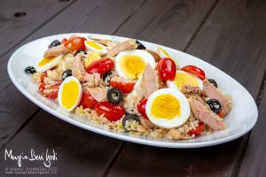 insalata di riso con tonno uova e pomodori