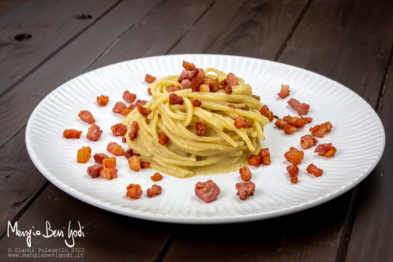 pasta melanzane e pancetta