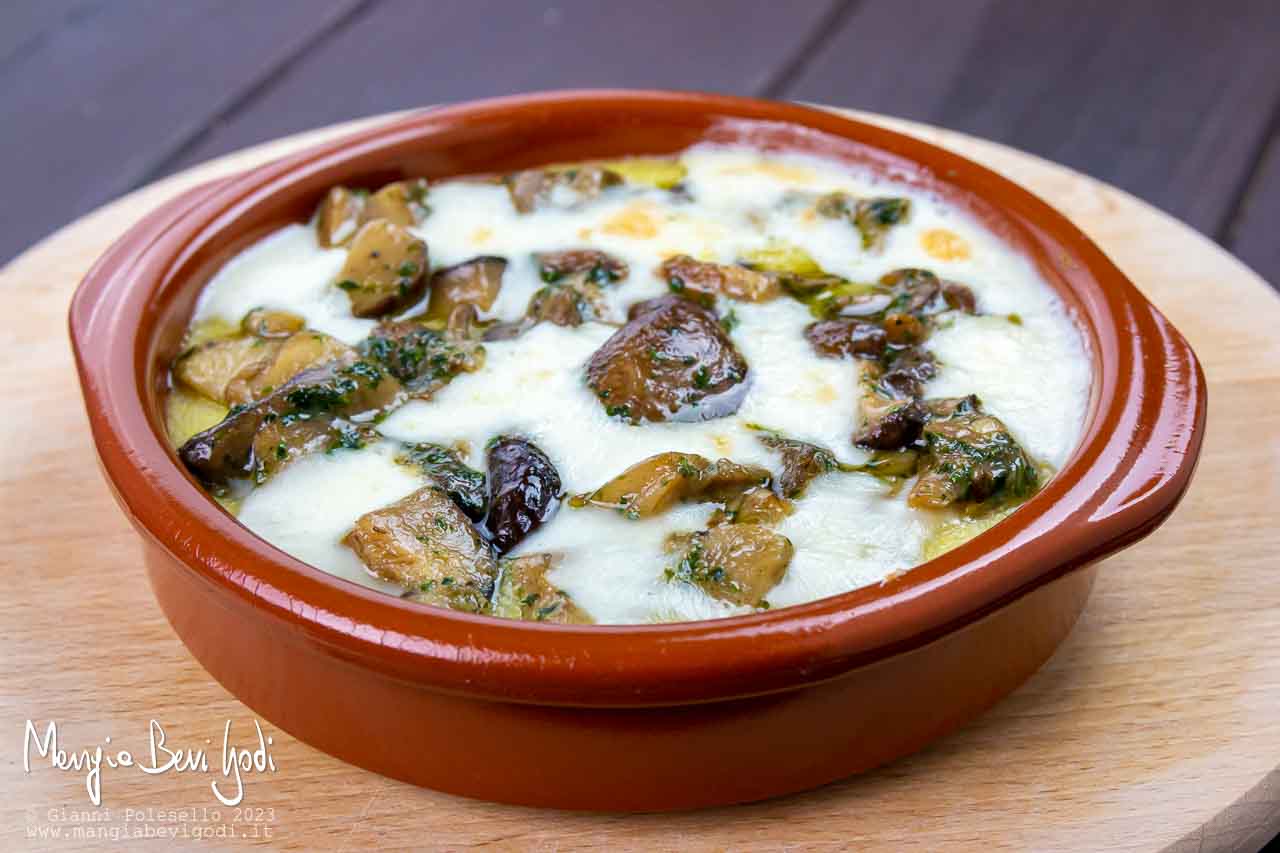 polenta con funghi e taleggio