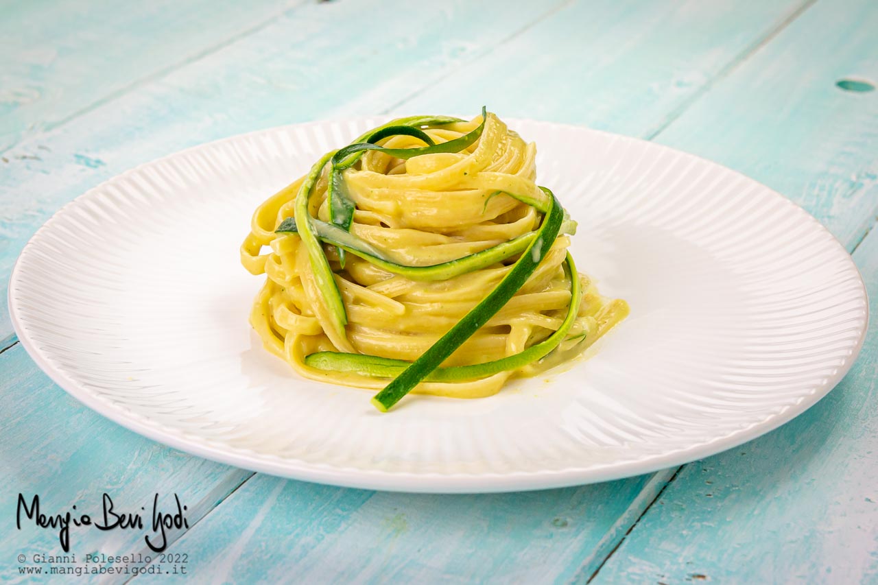 pasta zucchine e gorgonzola