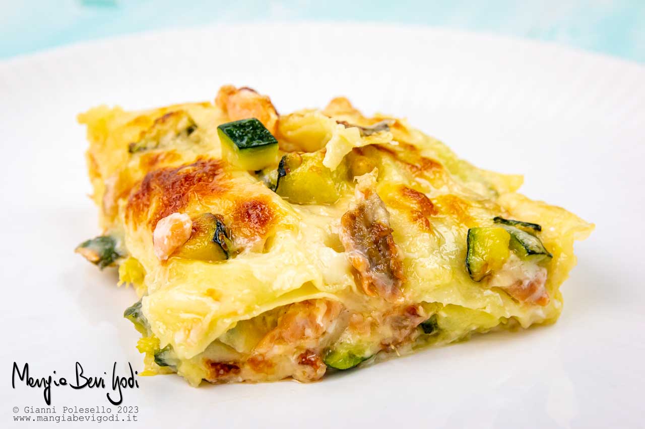 lasagne con salmone e zucchine in friggitrice ad aria