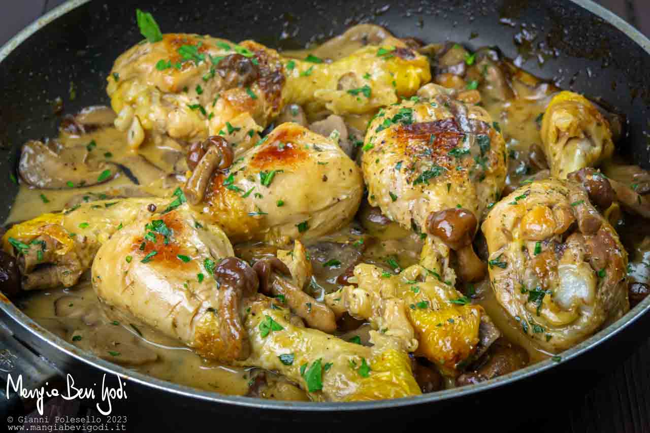 cosce di pollo ai funghi