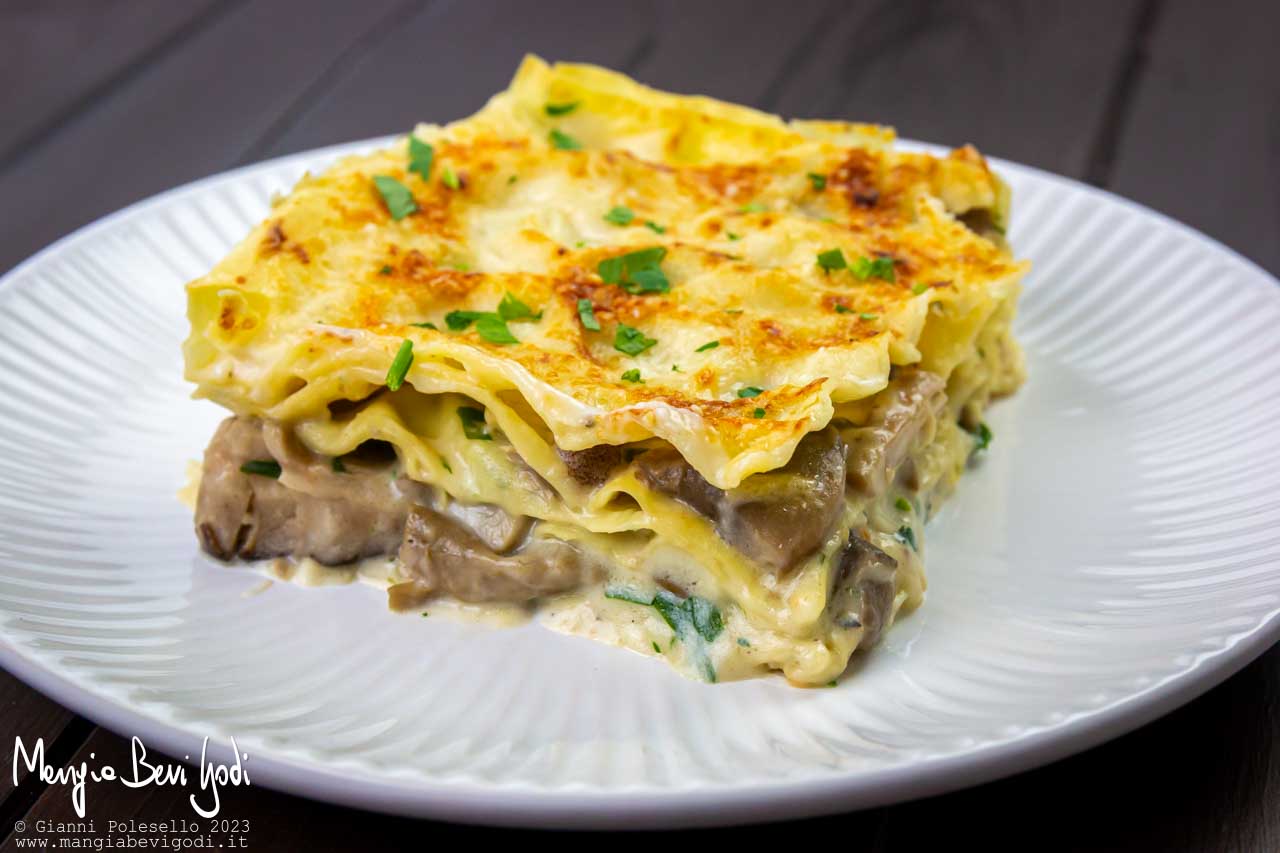 lasagne ai funghi cotte nella friggitrice ad aria